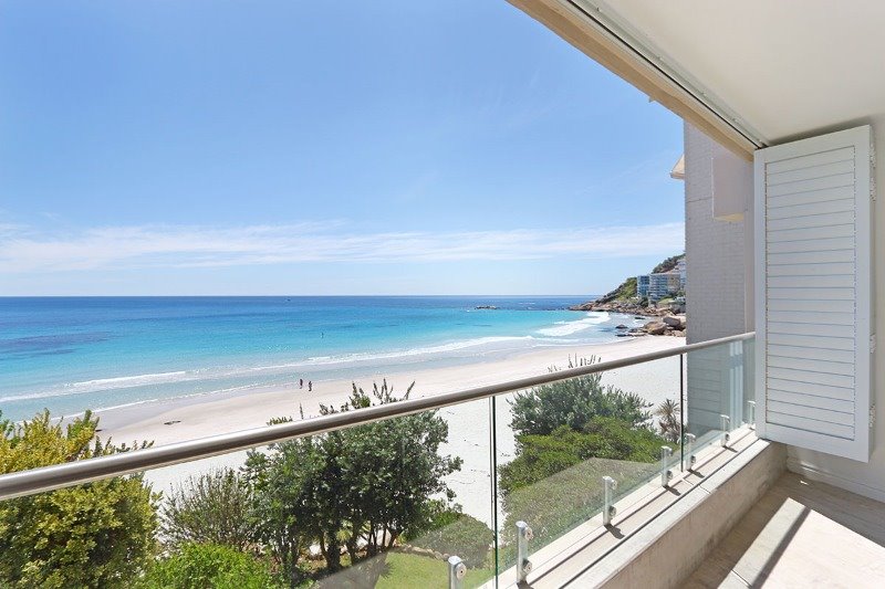 3 Bedroom Property for Sale in Clifton Western Cape